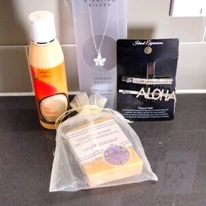 🌺Aloha Hawaii Bundle Necklace Lotion Soap Bobby Pins NEW! Hair Clip Coconut